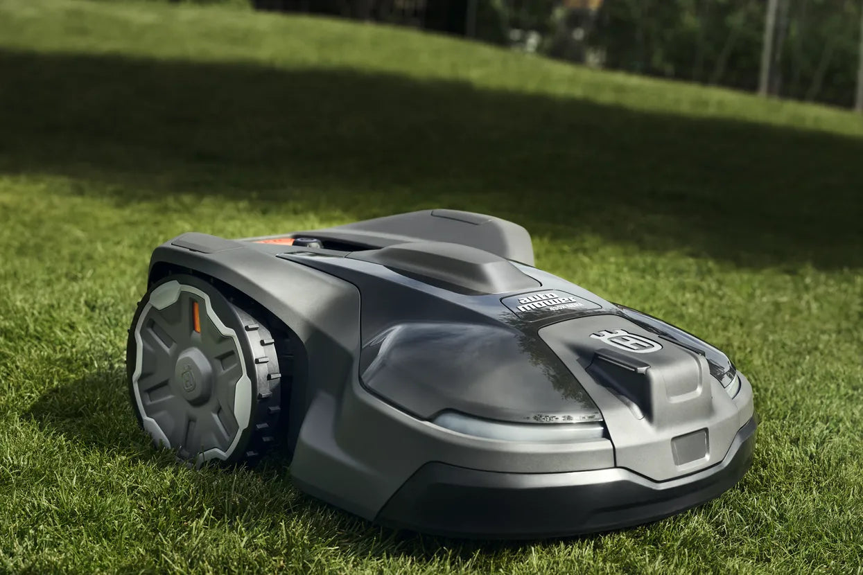 Husqvarna Automower® 450X NERA med trådløs teknologi