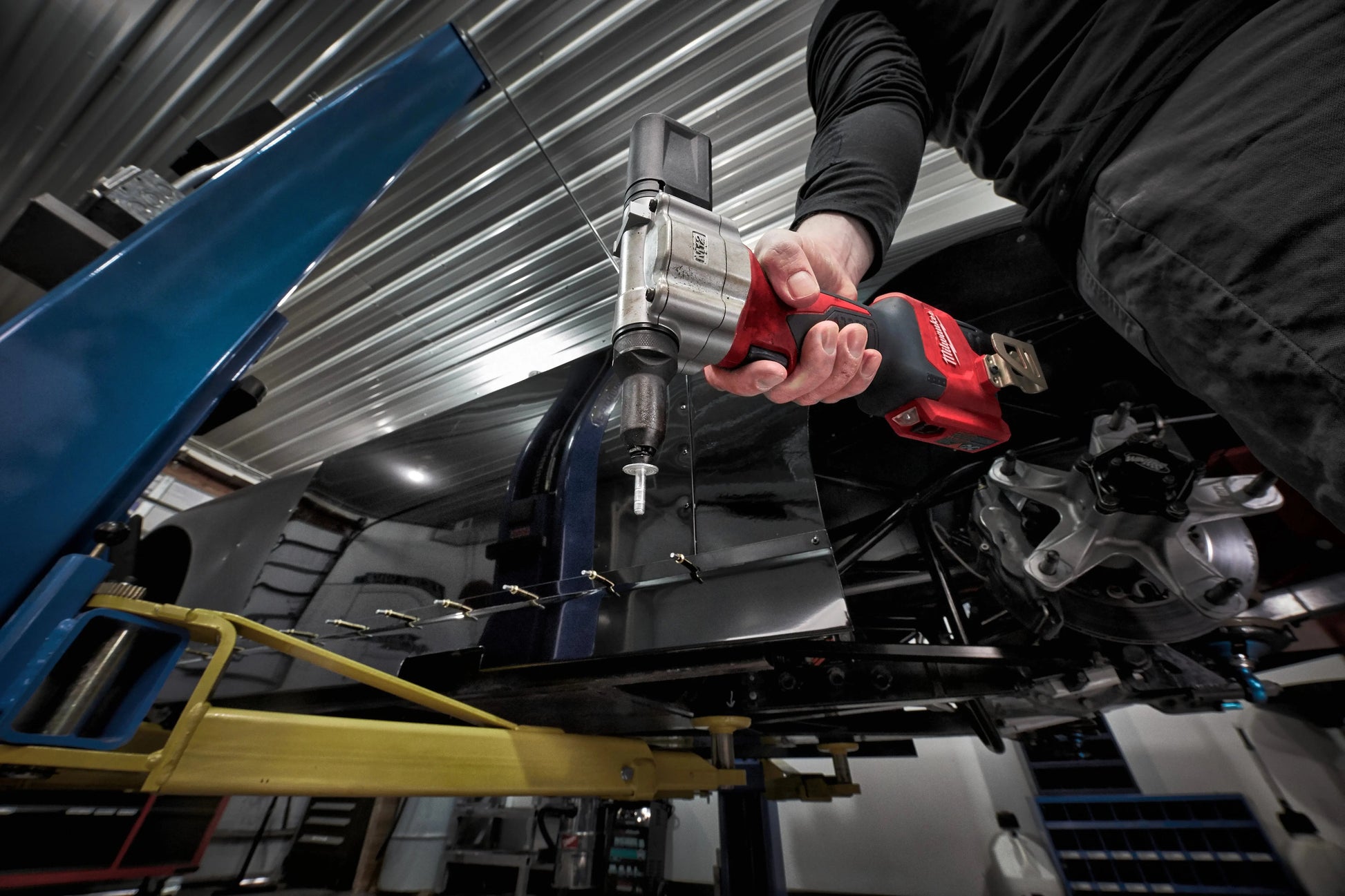 M12™ KOMPAKT POPNAGLEPISTOL Milwaukee