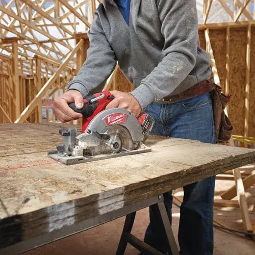 M18 FUEL™ 55 MM SIRKELSAG TIL TRE OG PLASTIKK Milwaukee