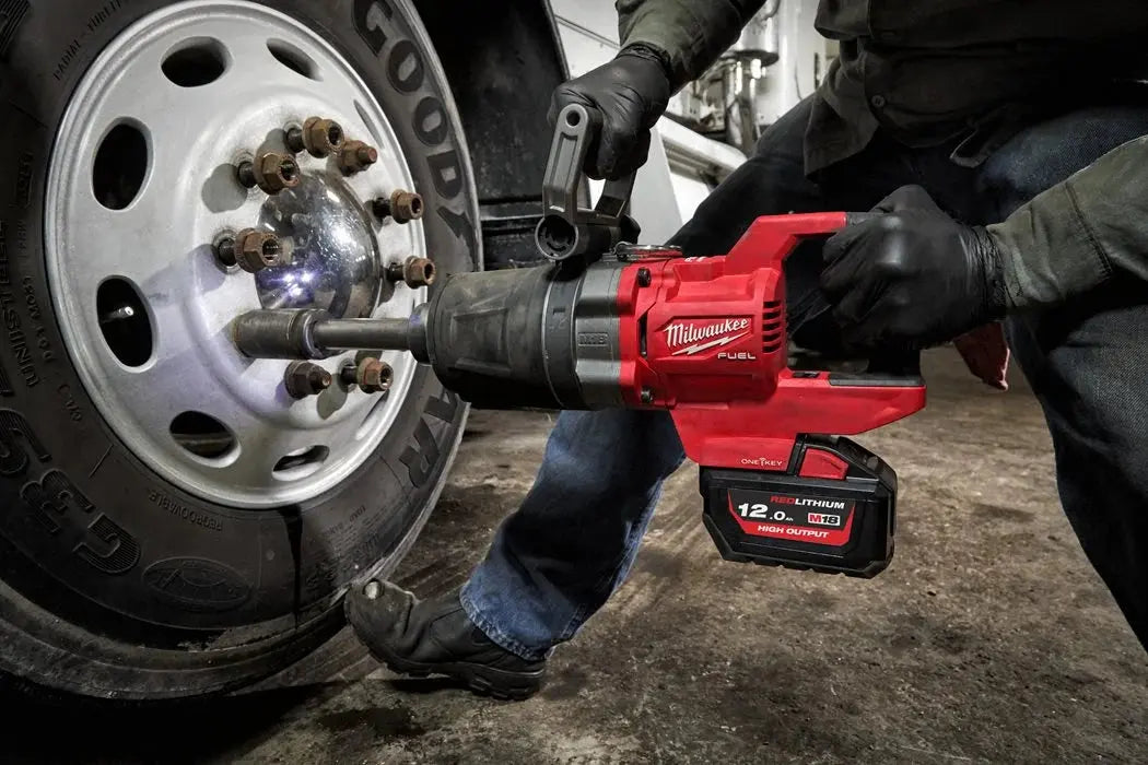 M18 FUEL™ ONE-KEY™ 1″ D-HÅNDTAK MUTTERTREKKER Milwaukee