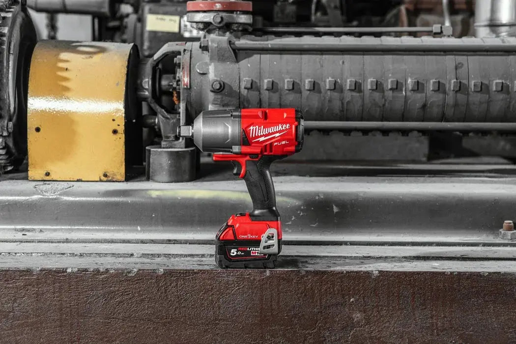 M18 FUEL™ ONE-KEY™ ¾″ MUTTERTREKKER MED FRIKSJONSRING Milwaukee