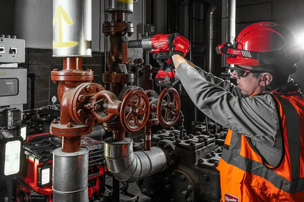 M18 FUEL™ ONE-KEY™ ¾″ MUTTERTREKKER MED FRIKSJONSRING Milwaukee