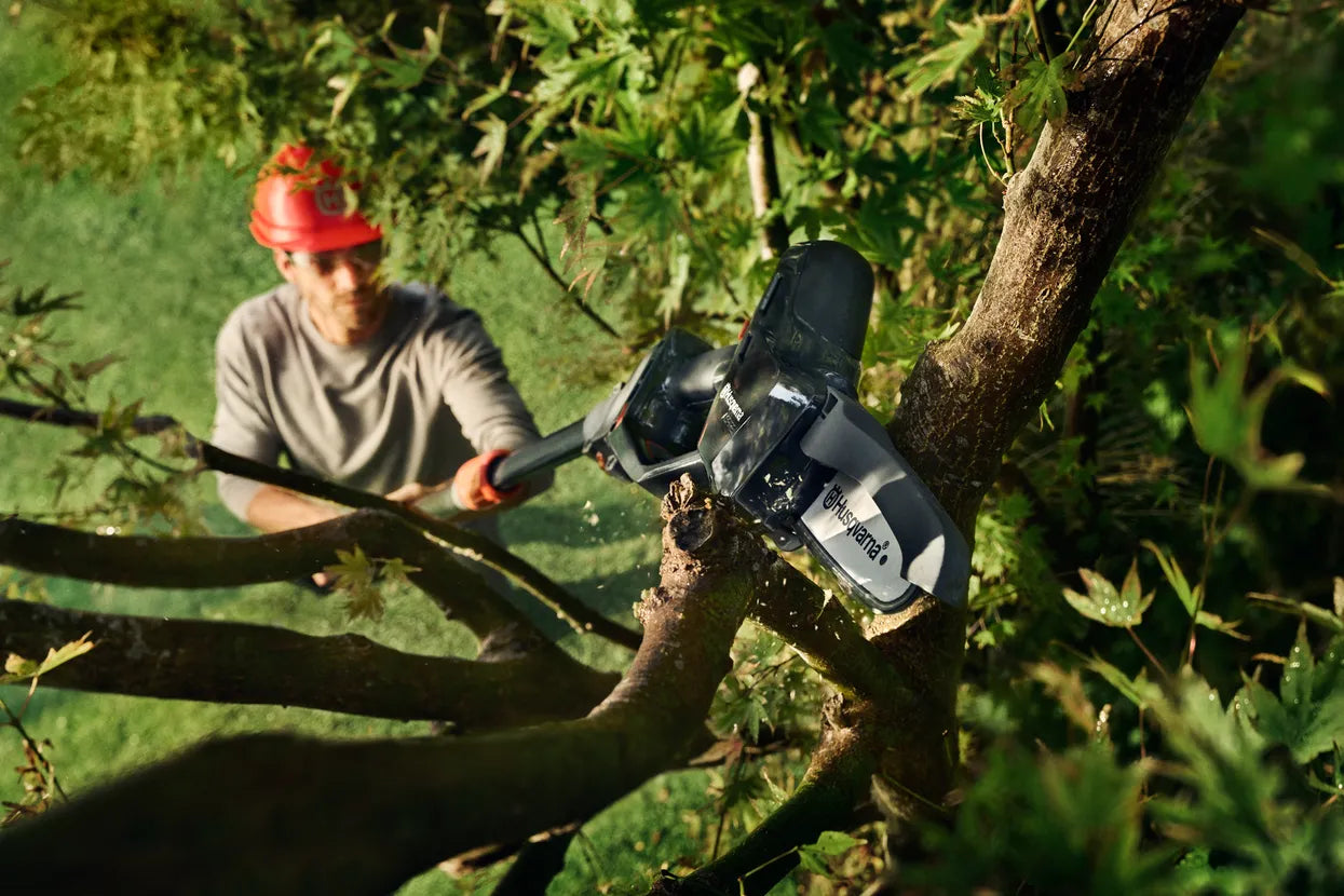 Husqvarna Aspire™ PE5-P4A grensag m/stang med batteri og lader