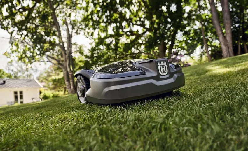HUSQVARNA AUTOMOWER® 310 Mark II Husqvarna