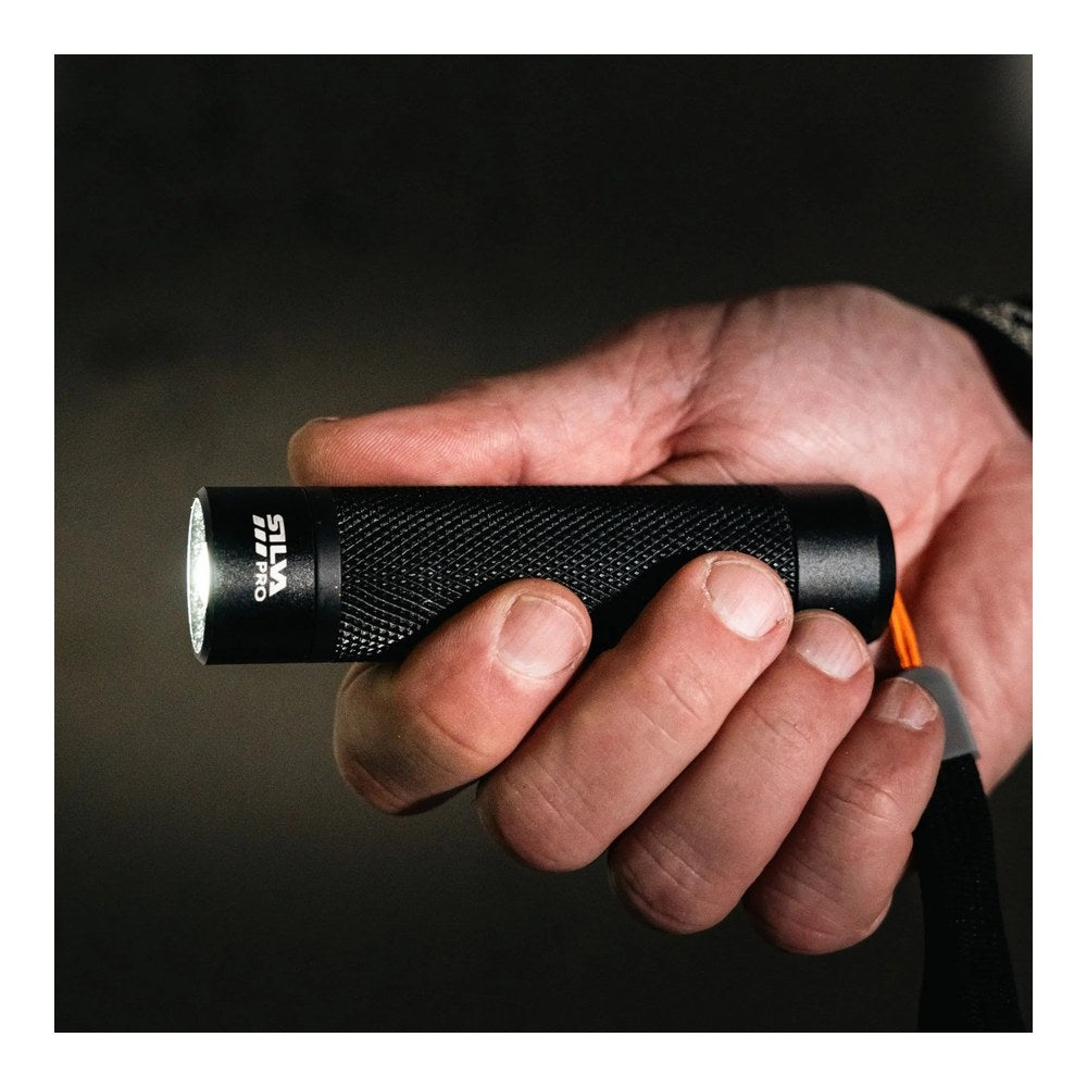 Silva lommelykt Gearlight 400 lumen